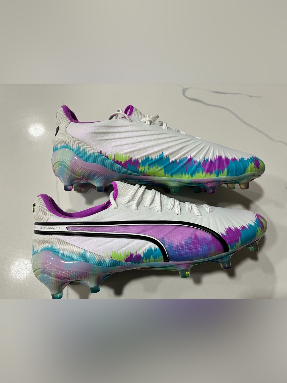 Puma King Ultimate Brillance Ortholite FG (6.5) Retails For $240